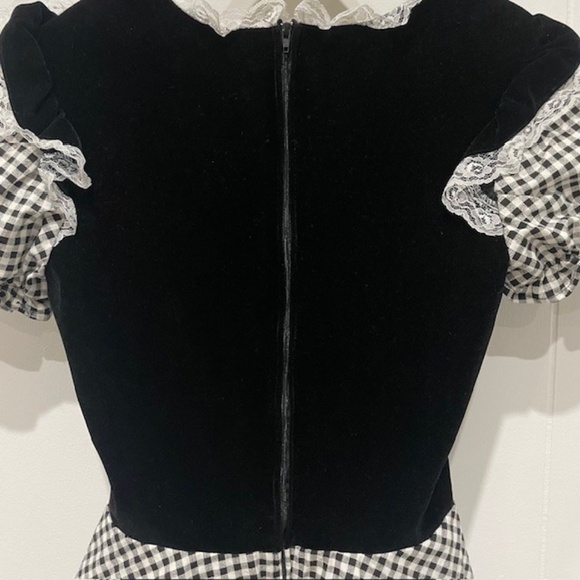 Halloween Costume // Little Bo Peep // Charades - Picture 4 of 5